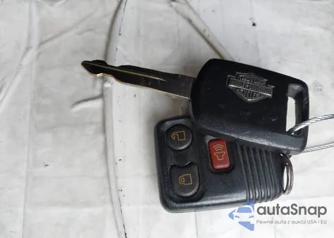 2008 Ford F-250 Fx4/Harley-Davidson/King Ranch/Lariat/Xl/Xlt z USA, uszkodzony, nr VIN 1FTSW21R48ED74559